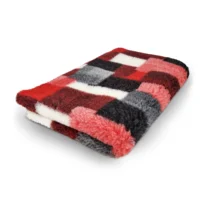 Hundfäll patchwork röd svart vit
